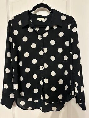 LAURA black & white polka dot button-up blouse